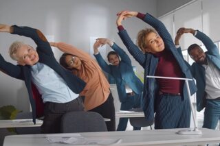 Rückentraining im Büro