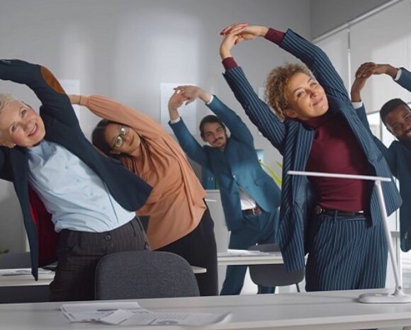 Rückentraining im Büro