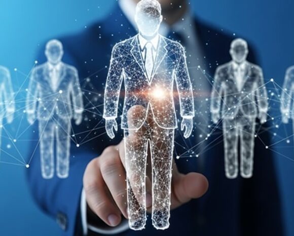 Mann klickt auf virtuelle Figur